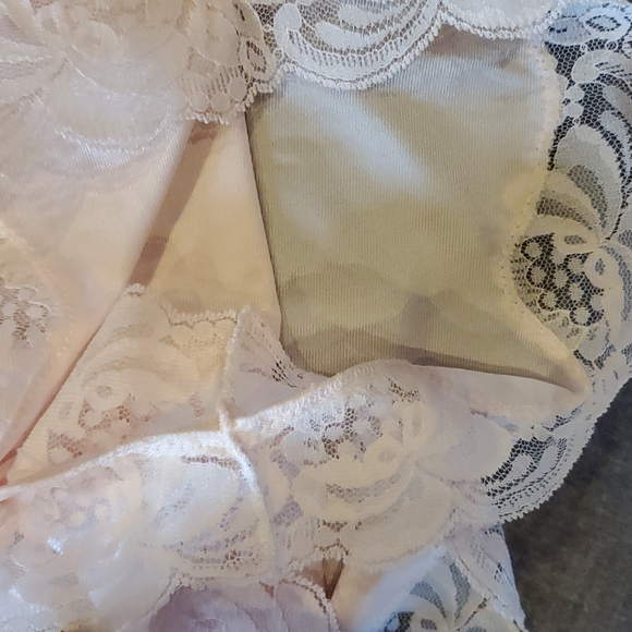 Lorraine Teddy Romper - Picture 6 of 12